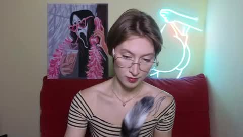 elsaangel online show from June 20, 7:44 am