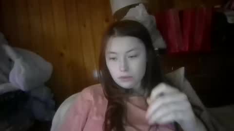 Snapshot of elsierain469 chatting on February 18, 9:33 pm Elsie Rain online show from February 18, 9:33 pm