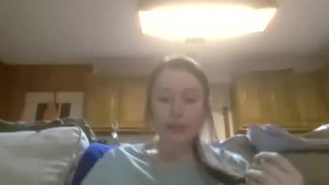 Snapshot of elsierain469 chatting on March 6, 3:25 am Elsie Rain online show from March 6, 3:25 am