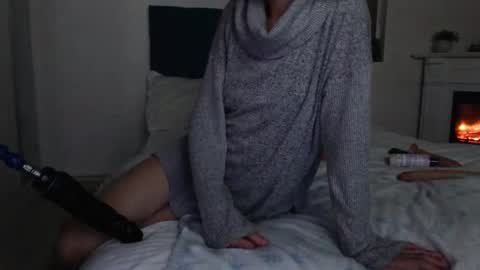 Snapshot of elssa_rush chatting on October 13, 5:35 pm elssa_rush online show from October 13, 5:35 pm