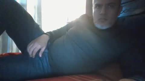 Snapshot of elvecinoequipadote chatting on January 9, 3:26 pm Peter spidy online show from January 9, 3:26 pm