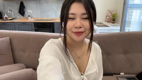 Yuki online show from April 1, 11:33 am