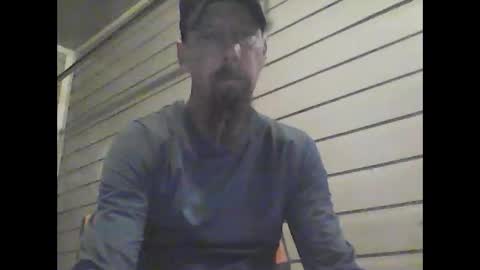 Snapshot of elwooood7 chatting on December 20, 11:10 am elwooood7 online show from December 20, 11:10 am