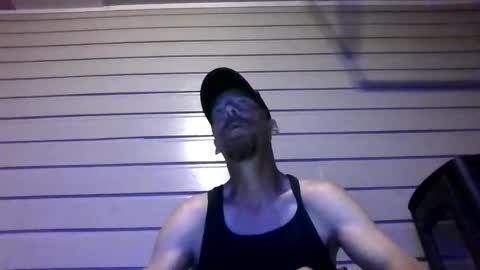 elwooood7 online show from May 31, 11:06 am