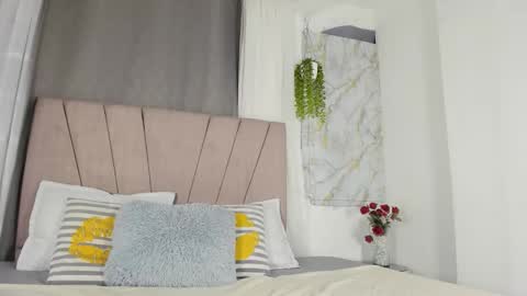 Snapshot of ely_soul chatting on March 21, 1:32 am Ely online show from March 21, 1:32 am