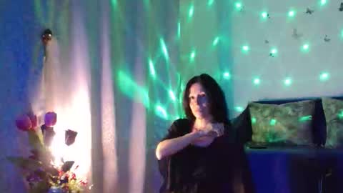 Snapshot of elysasun chatting on September 25, 9:07 pm Elisa online show from September 25, 9:07 pm