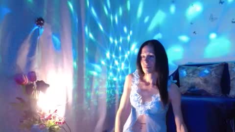 Snapshot of elysasun chatting on September 26, 5:50 pm Elisa online show from September 26, 5:50 pm