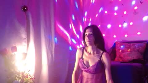 Snapshot of elysasun chatting on September 28, 5:18 pm Elisa online show from September 28, 5:18 pm