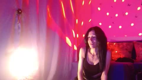 Snapshot of elysasun chatting on October 8, 6:38 pm Elisa online show from October 8, 6:38 pm