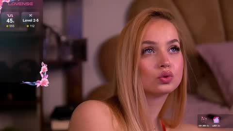ElysaWetxx online show from March 10, 9:10 am