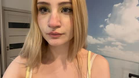 Viktorie online show from June 3, 2:33 pm