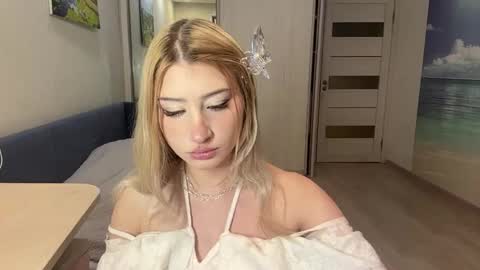 Viktorie online show from June 5, 11:05 am