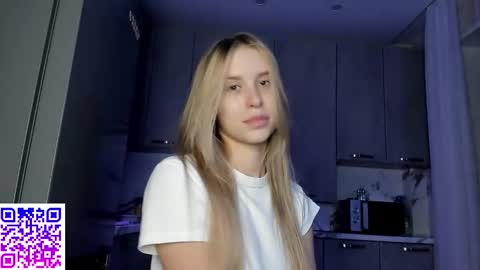 Elysia online show from October 10, 11:59 pm