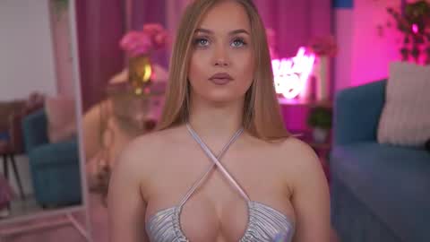 Elyssa online show from February 15, 7:21 pm