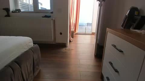 Ely online show from March 11, 6:30 am