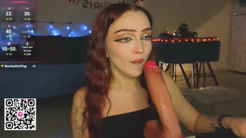 em1ly666 online show from December 22, 5:54 pm