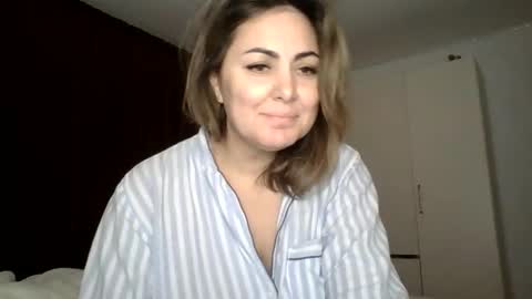 Em online show from September 29, 8:35 pm