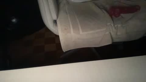 Snapshot of ema_lov3 chatting on March 27, 1:44 am Ema Love online show from March 27, 1:44 am