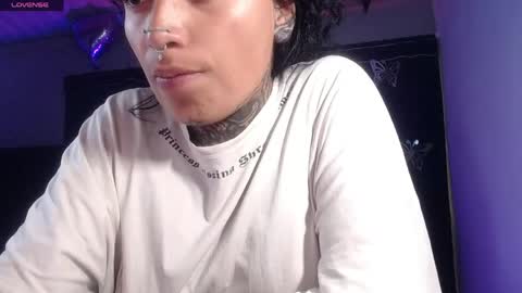 ema_ploxx online show from April 30, 2:18 am