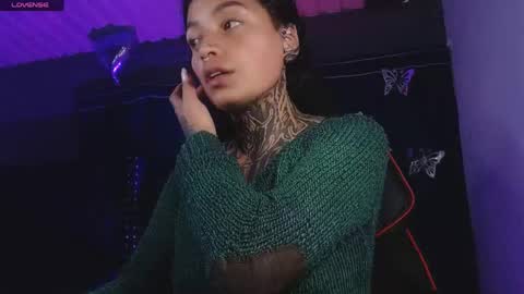 ema_ploxx online show from May 21, 2:51 am