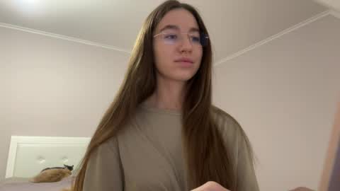Alina online show from May 13, 6:05 pm