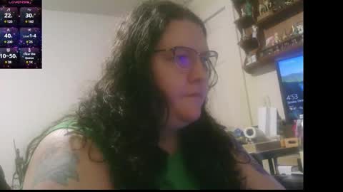 Snapshot of emberlynnix chatting on December 8, 12:52 pm Emberlyn Nix online show from December 8, 12:52 pm