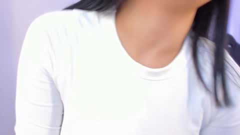 Snapshot of emelie_89 chatting on September 15, 1:11 pm emelie_89 online show from September 15, 1:11 pm