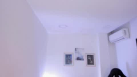 Snapshot of emelie_89 chatting on October 30, 8:49 am emelie_89 online show from October 30, 8:49 am