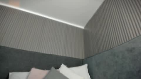 emelie_89 online show from May 4, 11:39 am