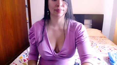 emely_sexx online show from December 6, 4:06 pm