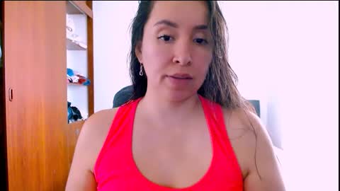 emely_sexx online show from January 5, 5:49 pm