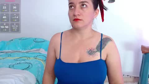 emely ross online show from May 3, 11:49 am