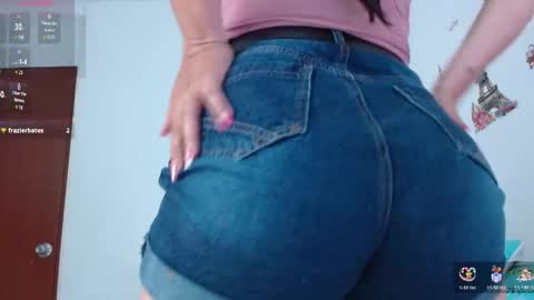emely ross online show from May 18, 10:15 pm