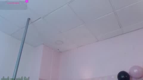 Snapshot of emerald_gh chatting on January 16, 7:01 am Danna online show from January 16, 7:01 am