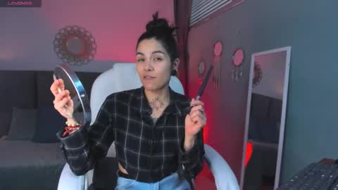 Esmeralda online show from February 4, 1:17 pm