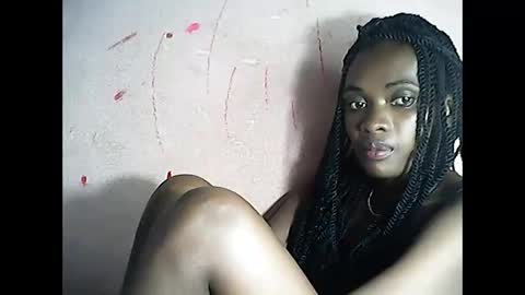 Snapshot of emerence9794 chatting on March 20, 8:25 pm Emerence9794 online show from March 20, 8:25 pm