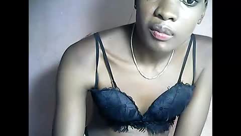 Snapshot of emerence9794 chatting on March 21, 8:30 am Emerence9794 online show from March 21, 8:30 am