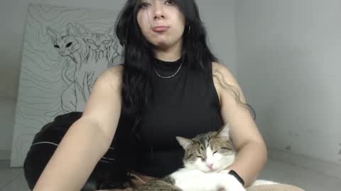 Antonella  online show from November 22, 11:37 pm