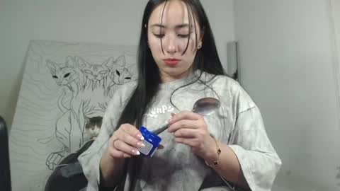 Snapshot of emiantonella_ chatting on May 24, 12:04 am Antonella online show from May 24, 12:04 am