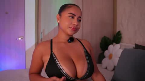    online show from May 20, 7:53 pm