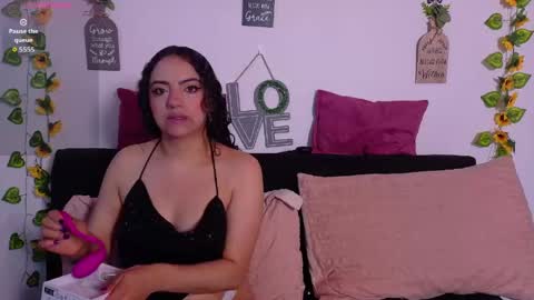 Emily online show from May 5, 11:51 am