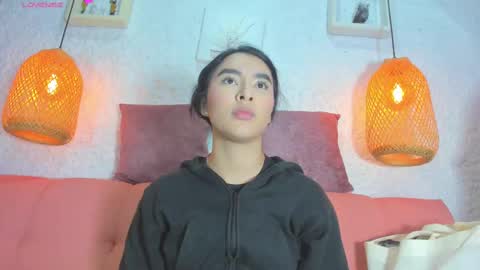 Snapshot of emiily_s chatting on October 16, 12:06 pm Emily online show from October 16, 12:06 pm