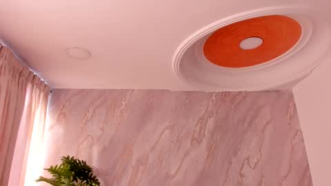 Emily online show from December 1, 2:00 pm