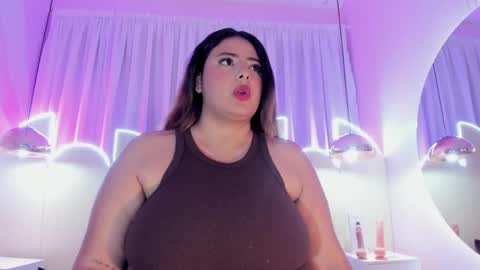 Emiily Grace online show from May 6, 11:26 am