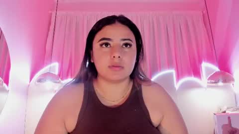 Emiily Grace online show from June 28, 11:38 am