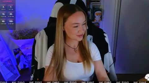 Emili online show from January 17, 1:49 pm