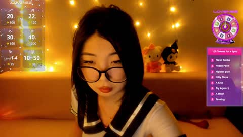 Emili online show from December 17, 11:49 am