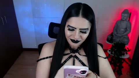 POWERFULL GODDESS EMILI online show from July 7, 6:47 am