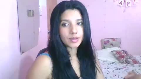 Snapshot of emili_riders chatting on March 29, 4:29 pm emili riders online show from March 29, 4:29 pm