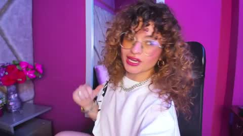 Emy  online show from September 10, 9:59 pm